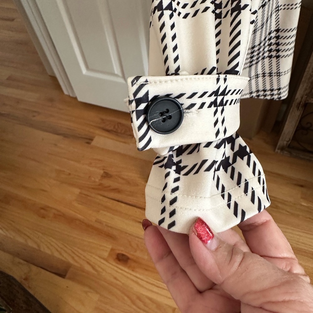 SHEIN Black & White Plaid Button Front Dress – Size Medium (US 6) - Picture 6 of 13
